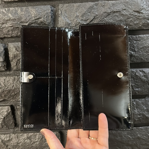 GUCCI WALLET - Picture 2 of 3